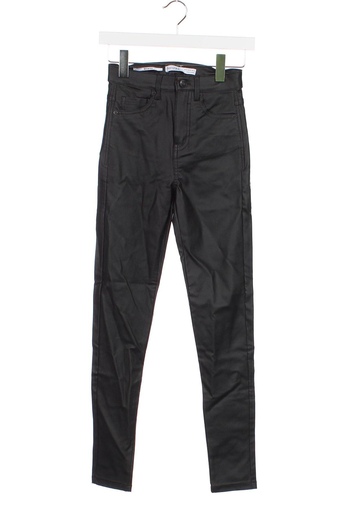Дамски панталон Bershka, Размер XS, Цвят Черен, Цена 19,95 лв.