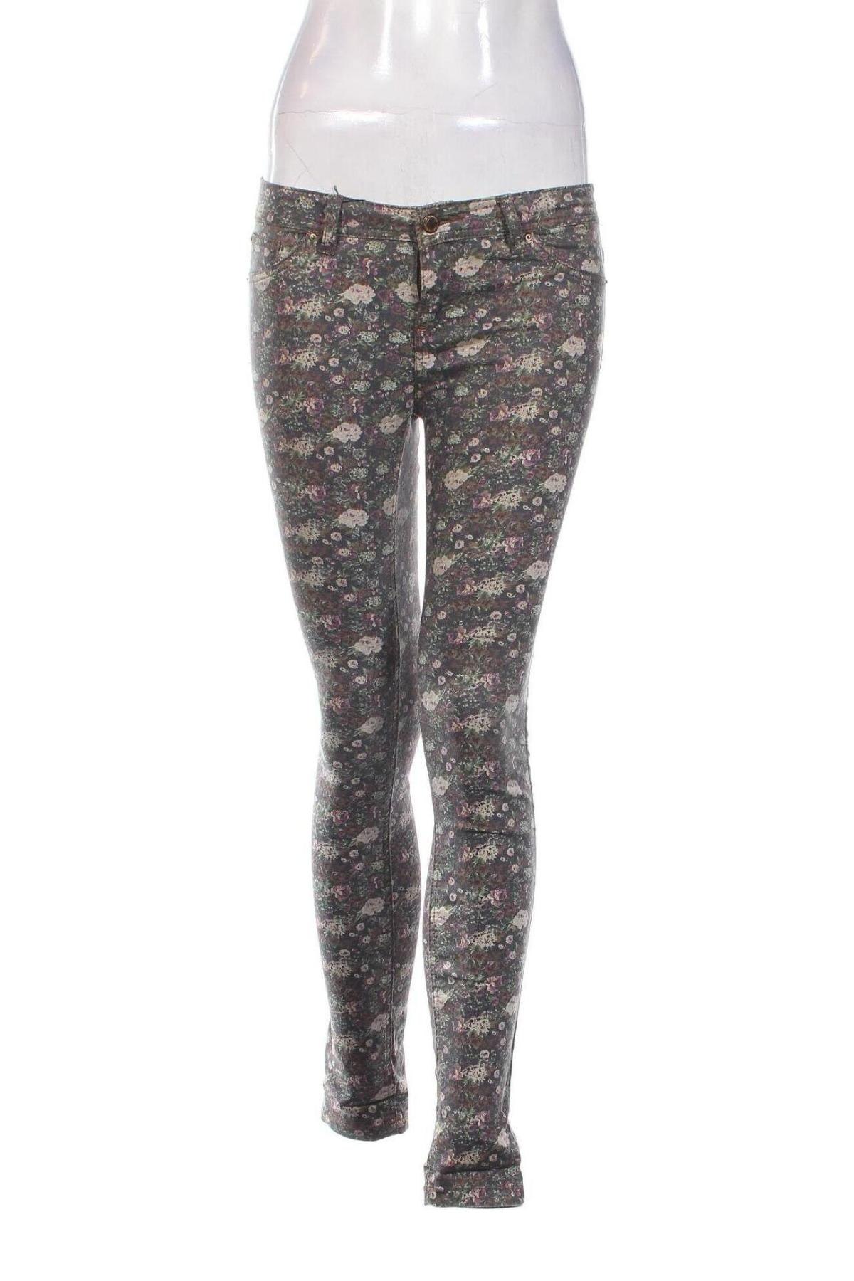 Γυναικείο παντελόνι Pull&Bear, Μέγεθος S, Χρώμα Πολύχρωμο, Τιμή 27,67 €