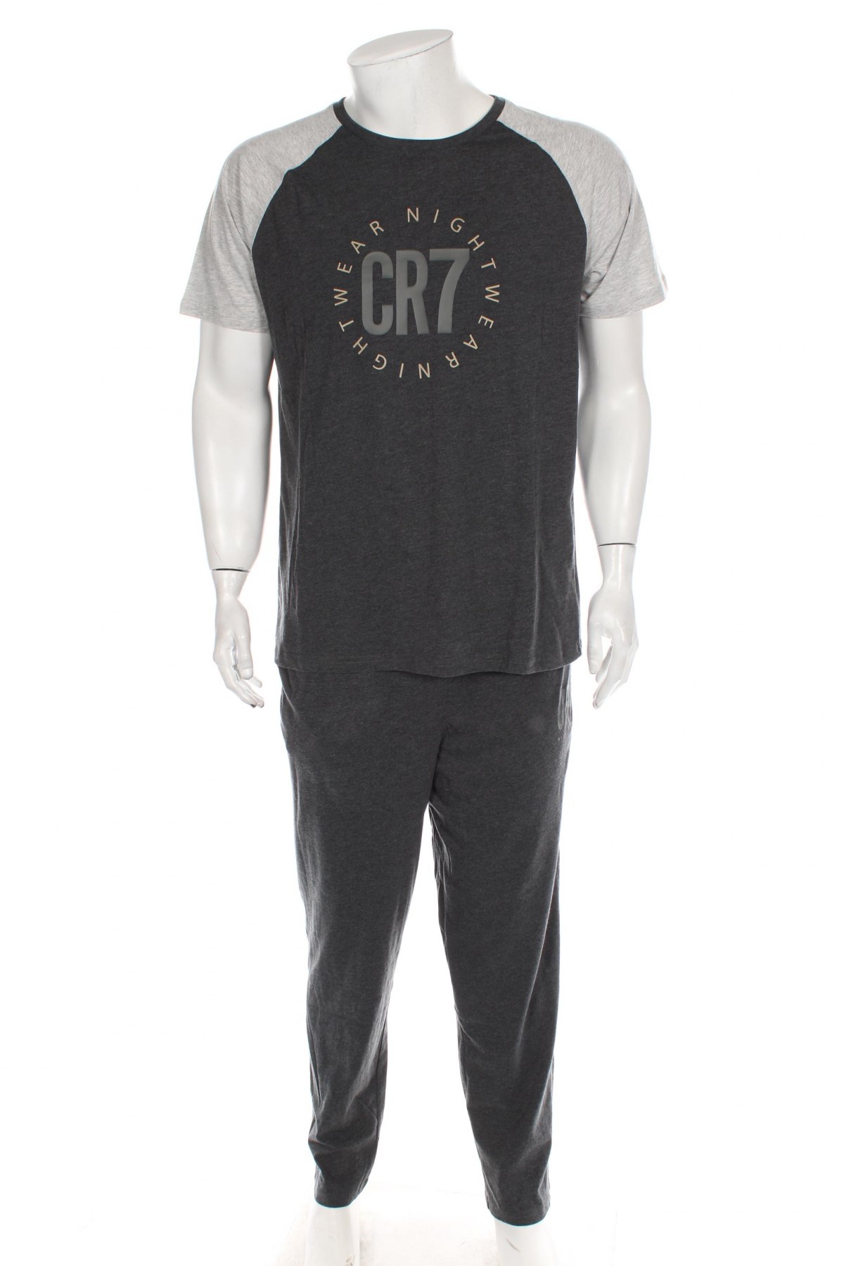 Pyjama CR7, Größe XL, Farbe Grau, Preis € 43,27