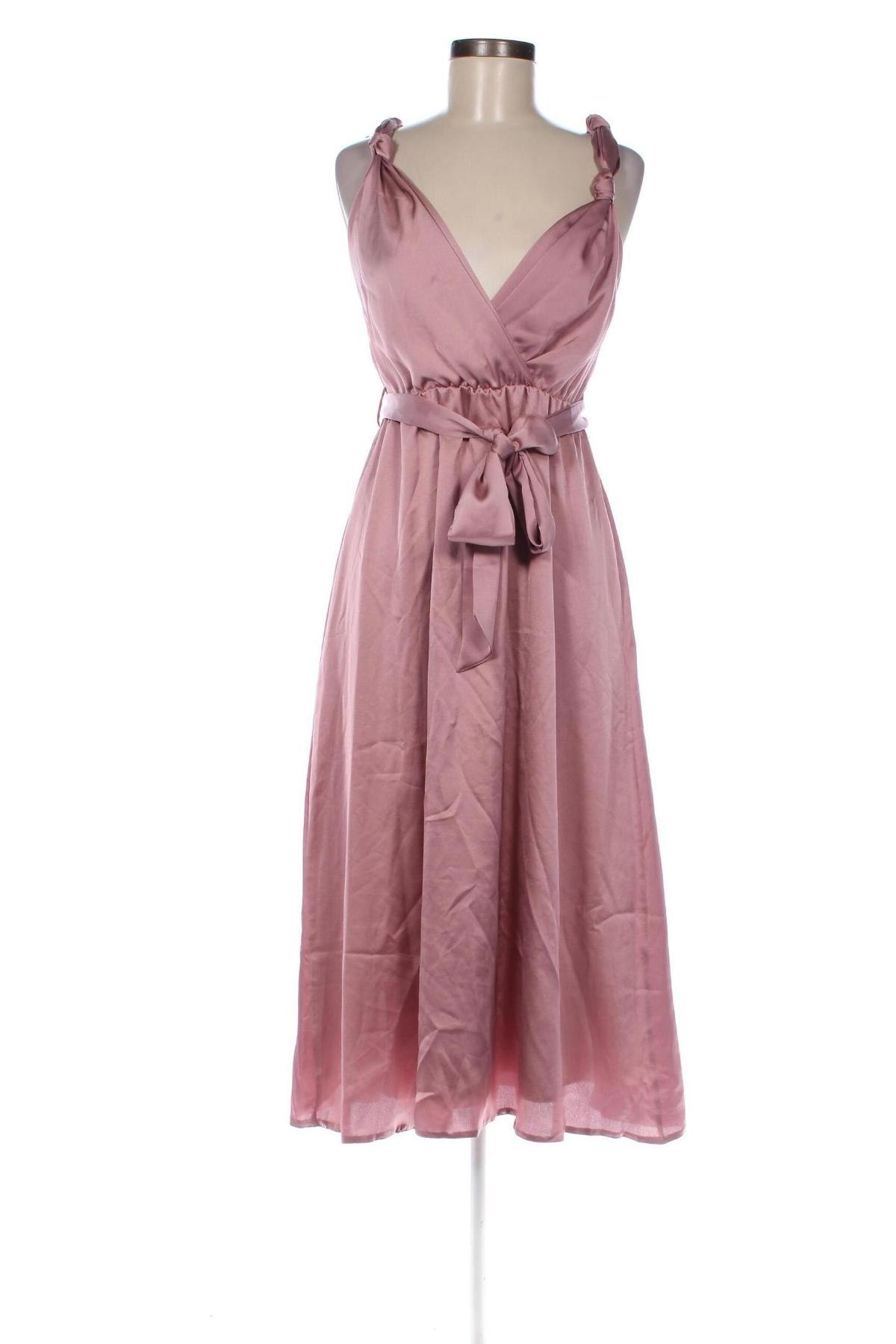 Kleid Trendyol, Größe S, Farbe Aschrosa, Preis 35,36 €