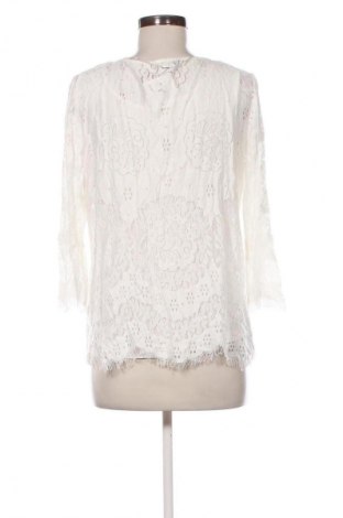 Damen Shirt Andre, Größe M, Farbe Weiß, Preis 23,99 €