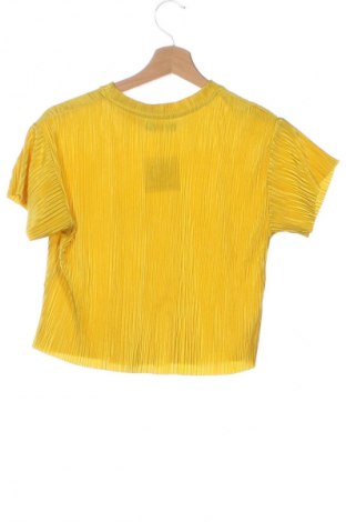 Дамска блуза Bershka, Размер XS, Цвят Жълт, Цена 19,99 лв.