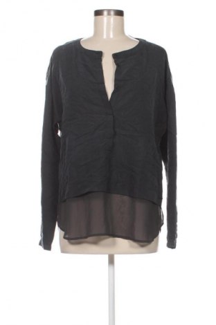 Bluză de femei Calvin Klein Jeans, Mărime L, Culoare Albastru, Preț 179,99 Lei
