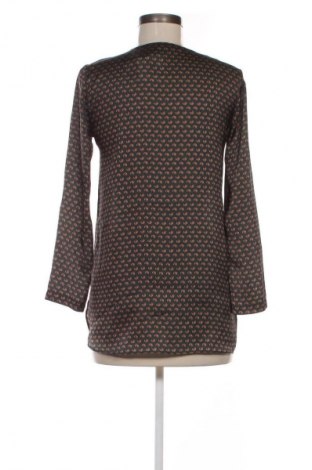 Damen Shirt Intrend, Größe M, Farbe Mehrfarbig, Preis 56,99 €