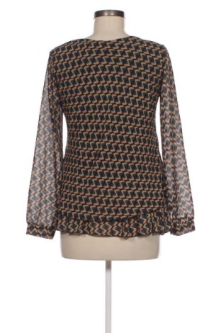 Дамска блуза NEW COLLECTION, Размер M, Цвят Многоцветен, Цена 34,99 лв.