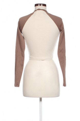 Bluzka damska Pull&Bear, Rozmiar M, Kolor Kolorowy, Cena 43,68 zł