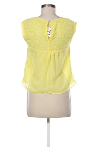 Damen Shirt Stradivarius, Größe S, Farbe Gelb, Preis € 9,62