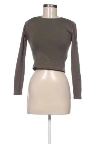 Damen Shirt Stradivarius, Größe S, Farbe Grün, Preis € 9,62