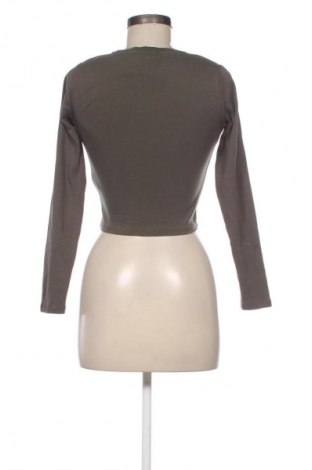 Damen Shirt Stradivarius, Größe S, Farbe Grün, Preis € 9,62