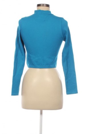 Damen Shirt Stradivarius, Größe M, Farbe Blau, Preis € 9,62