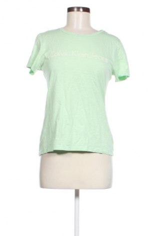 Damen T-Shirt Calvin Klein Jeans, Größe M, Farbe Grün, Preis € 46,65