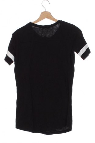 Tricou de femei Fb Sister, Mărime XS, Culoare Negru, Preț 43,37 Lei