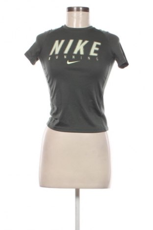 Női póló Nike, Méret S, Szín Zöld, Ár 7 339 Ft