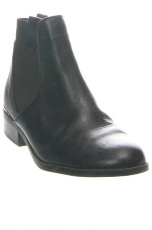 Botine de damă New Look, Mărime 38, Culoare Negru, Preț 198,98 Lei