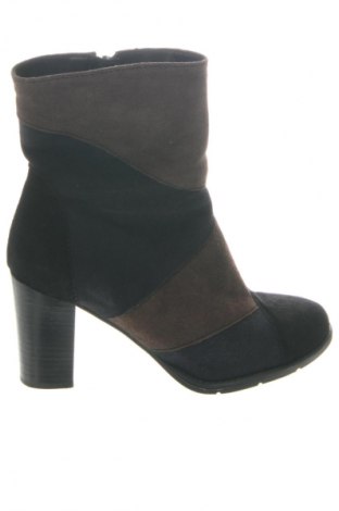 Botine de damă Tamaris, Mărime 36, Culoare Multicolor, Preț 191,25 Lei