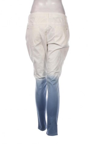 Blugi de femei Amy Vermont, Mărime M, Culoare Multicolor, Preț 133,99 Lei