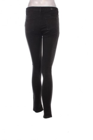 Dámske džínsy  Armani Exchange, Veľkosť M, Farba Čierna, Cena  33,95 €