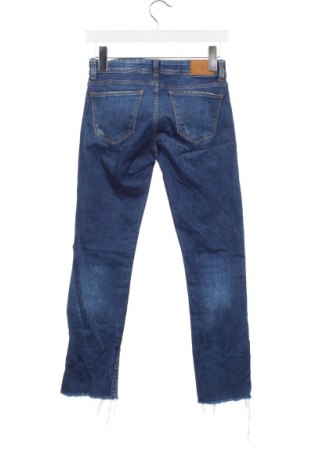 Dámské džíny  Bershka, Velikost XS, Barva Modrá, Cena  189,00 Kč