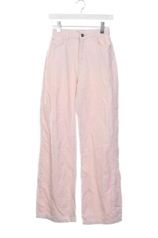 Blugi de femei Bershka, Mărime XS, Culoare Roz, Preț 138,14 Lei