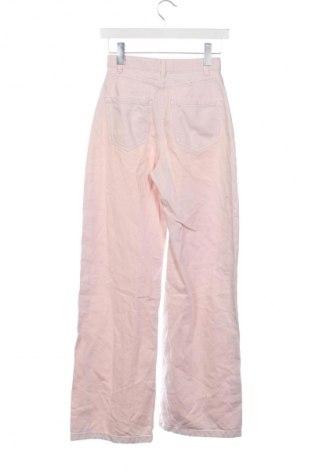 Blugi de femei Bershka, Mărime XS, Culoare Roz, Preț 138,14 Lei