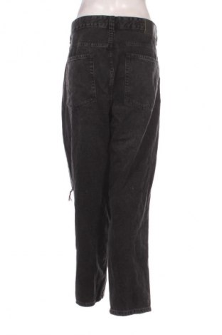 Dámské džíny  Bershka, Velikost XL, Barva Černá, Cena  219,00 Kč