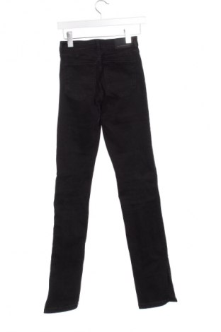 Dámske džínsy  Bershka, Veľkosť XS, Farba Čierna, Cena  15,00 €