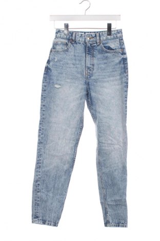 Dámské džíny  Bershka, Velikost XS, Barva Modrá, Cena  469,00 Kč