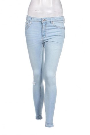 Blugi de femei Bershka, Mărime M, Culoare Albastru, Preț 74,00 Lei