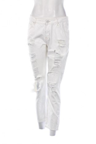 Damen Jeans Bershka, Größe M, Farbe Weiß, Preis 20,99 €