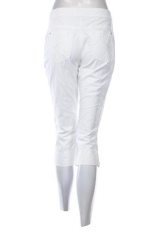 Damen Jeans Betty Barclay, Größe M, Farbe Weiß, Preis 38,30 €