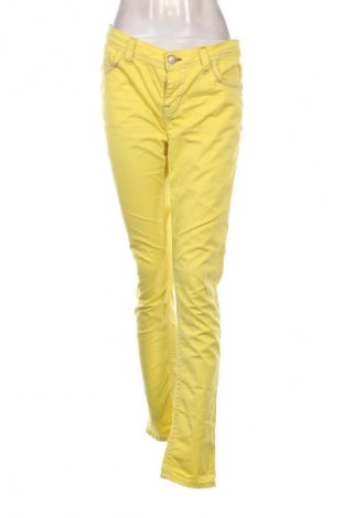 Damen Jeans Blue Fire Co, Größe M, Farbe Gelb, Preis 20,99 €