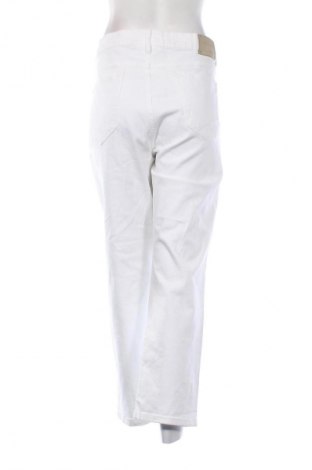 Dámske džínsy  Brax, Veľkosť XXL, Farba Biela, Cena  43,95 €