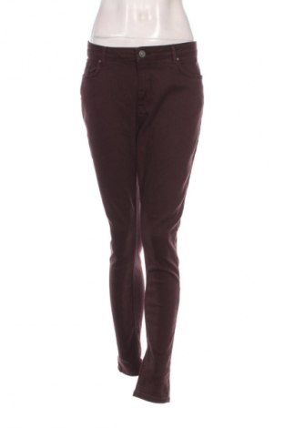Blugi de femei C&A, Mărime L, Culoare Mov, Preț 94,99 Lei