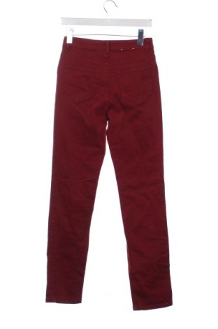 Damskie jeansy C&A, Rozmiar XS, Kolor Czerwony, Cena 95,99 zł