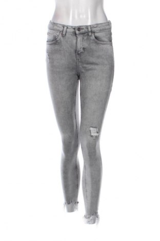 Дамски дънки Denim Co., Размер S, Цвят Сив, Цена 29,00 лв.