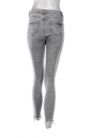 Дамски дънки Denim Co., Размер S, Цвят Сив, Цена 29,00 лв.