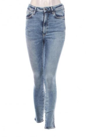 Damskie jeansy H&M, Rozmiar S, Kolor Niebieski, Cena 95,99 zł