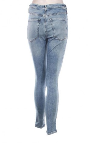 Damskie jeansy H&M, Rozmiar S, Kolor Niebieski, Cena 95,99 zł