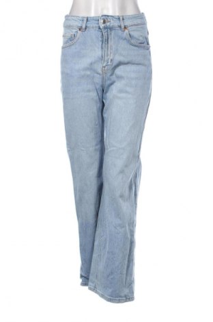 Damskie jeansy H&M, Rozmiar M, Kolor Niebieski, Cena 66,67 zł