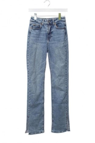 Damskie jeansy H&M, Rozmiar XS, Kolor Niebieski, Cena 66,67 zł