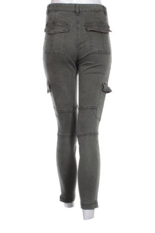 Damskie jeansy H&M, Rozmiar M, Kolor Zielony, Cena 66,67 zł