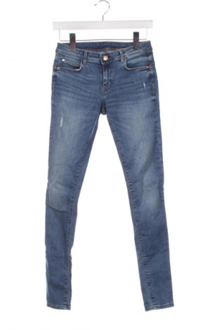 Damskie jeansy H&M, Rozmiar S, Kolor Niebieski, Cena 66,67 zł