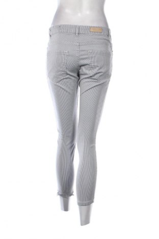 Dámske džínsy  H&M L.O.G.G., Veľkosť M, Farba Viacfarebná, Cena  14,83 €