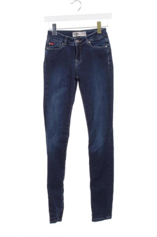 Дамски дънки Lee Cooper, Размер XS, Цвят Син, Цена 41,00 лв.