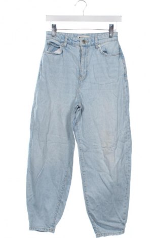 Дамски дънки Perfect Jeans By Gina Tricot, Размер XS, Цвят Син, Цена 34,99 лв.