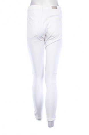 Női farmernadrág Pull&Bear, Méret M, Szín Fehér, Ár 5 800 Ft