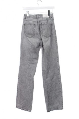 Damen Jeans Stradivarius, Größe XS, Farbe Grau, Preis 14,83 €