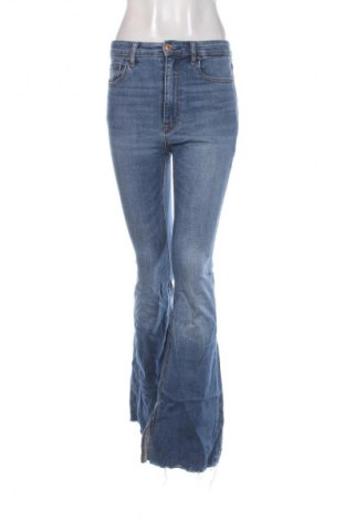 Damen Jeans Stradivarius, Größe M, Farbe Blau, Preis 20,99 €