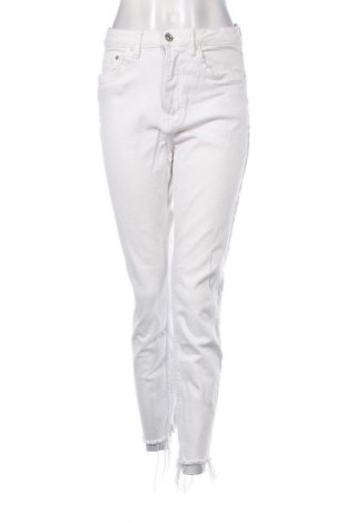 Női farmernadrág Stradivarius, Méret M, Szín Ekrü
, Ár 5 802 Ft