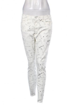 Damen Jeans Stradivarius, Größe L, Farbe Mehrfarbig, Preis € 14,83